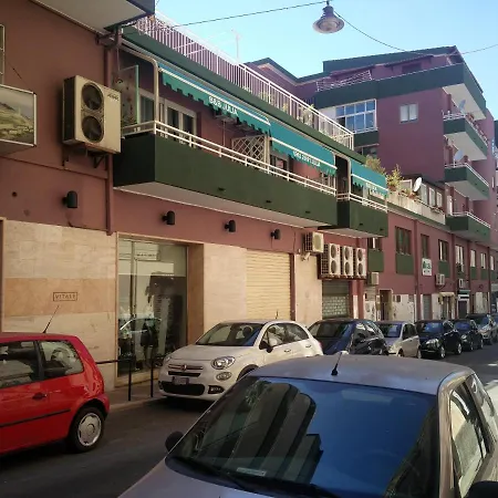 Julia Кротоне